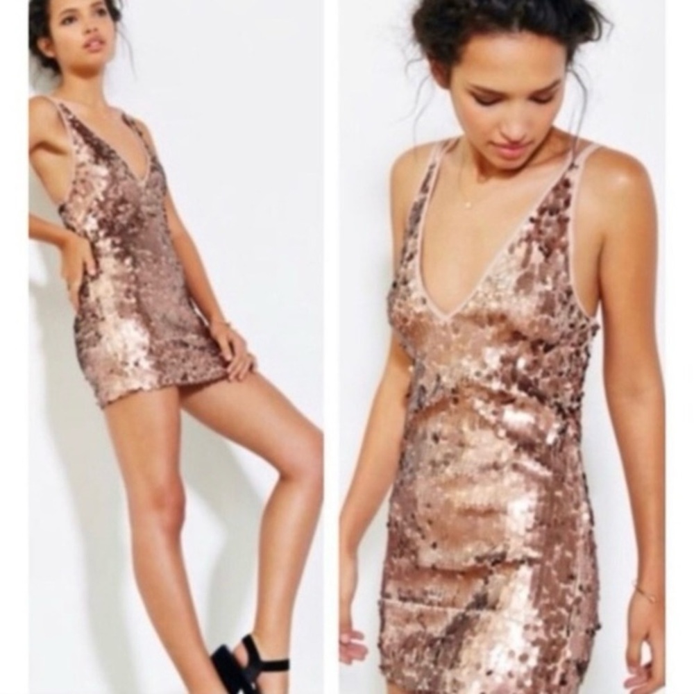 Kimchi Blue Sequined Pink Dress
